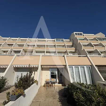 T2 En Rez De Jardin, Face A La Avec Parking Apartment Sete