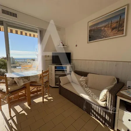 T2 En Rez De Jardin, Face A La Avec Parking Apartment